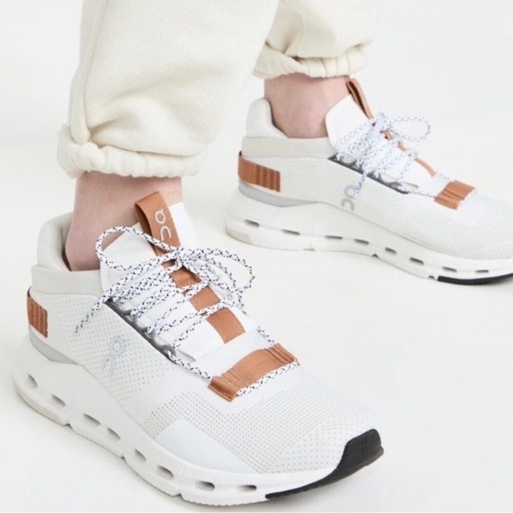 ON Running Couldnova Sneakers in White Pearl 7